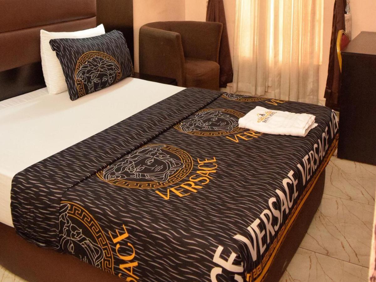 Bana Hotel & Suites Лаґос Екстер'єр фото